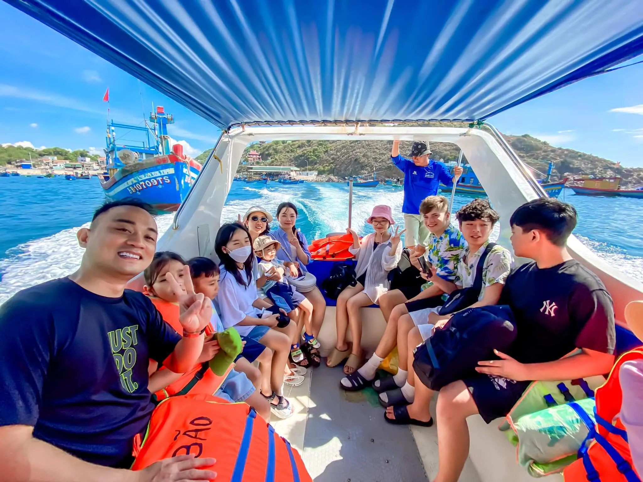 Du Lịch Quy Nhơn Dễ Dàng Với Combo Xe Riêng + Tour Trọn Gói